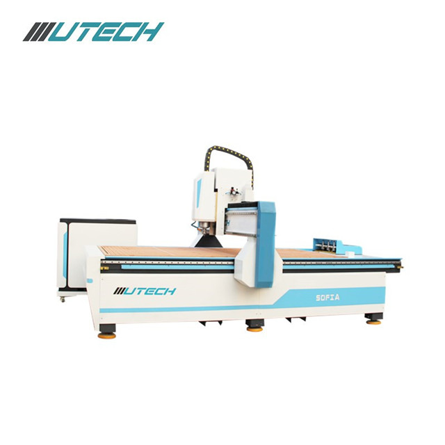 Cnc Router with Automatic Tool Changer for Aluminium